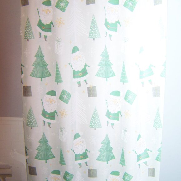 Winter Wonder Lane NWT Glitz & Glam 13pc Shower Curtain Set - Santa - Picture 2 of 4
